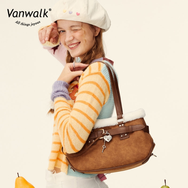 Vanwalk Water-Resistant Farm shoulder bag V2847