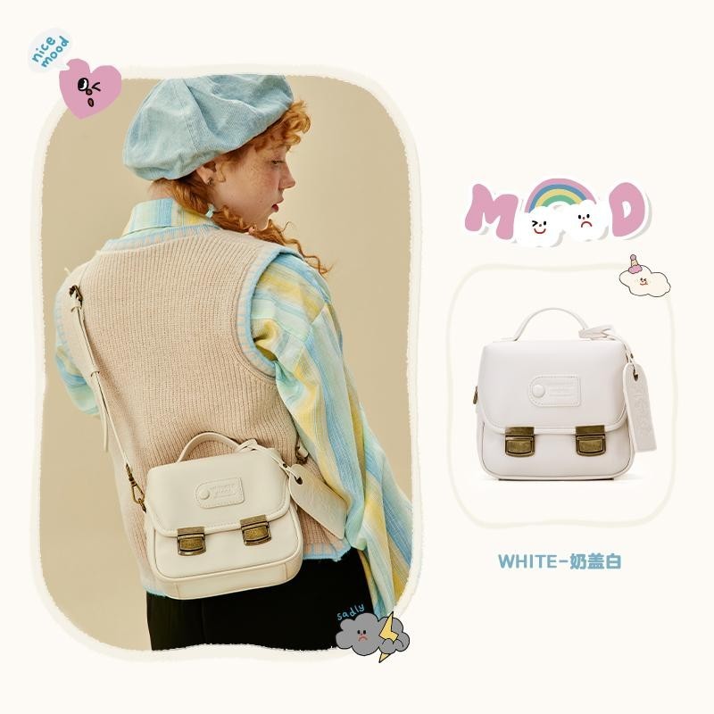 Vanwalk Water-Resistant Crossbody Bag V2782